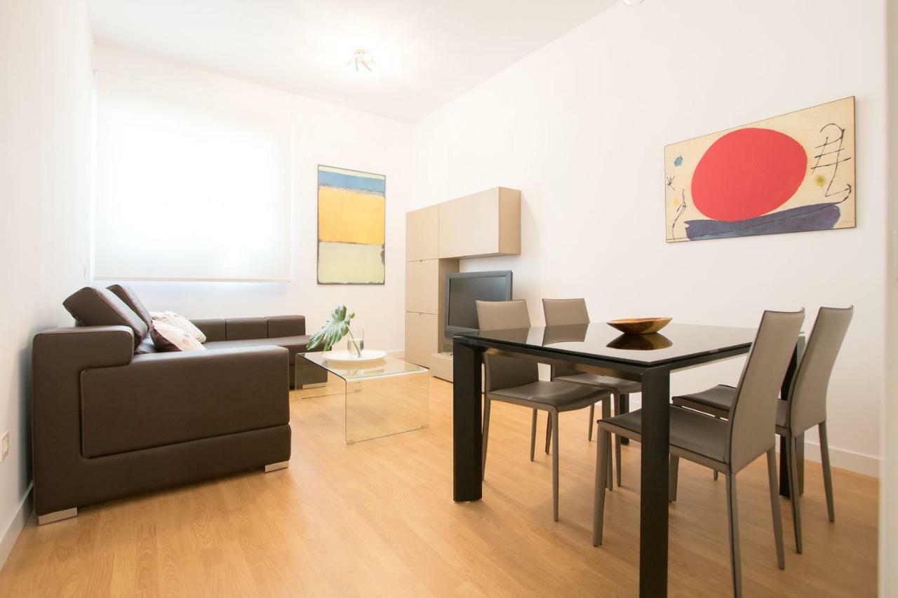 Murallas De Sevilla Apartamento Con Garaje 4 Pax Luaran gambar